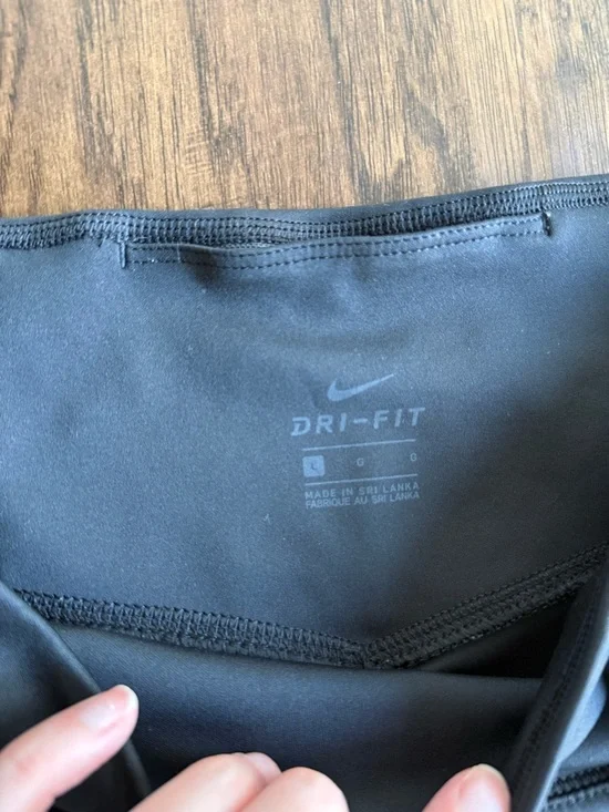 Nike Black Leggings with Kentucky Blue Graphic Lower Legs - Picture 4 of 11